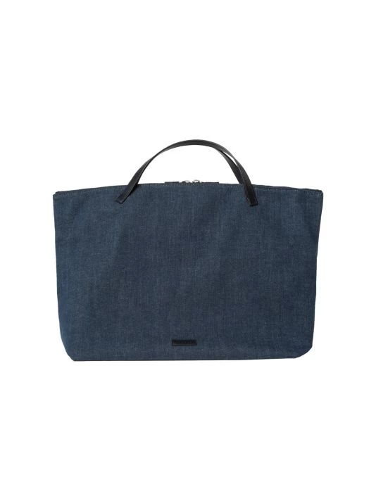 Akris Medium Ai Trapezoid Cutout Leather Shoulder Bag 6 Akris Medium Ai Trapezoid Cutout Leather Shoulder Bag - Image 4